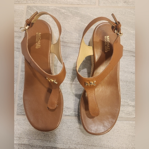 Michael Kors Sandles - Picture 2 of 3